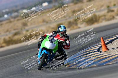 media/Jan-09-2022-SoCal Trackdays (Sun) [[2b1fec8404]]/Turn 11 (935am)/